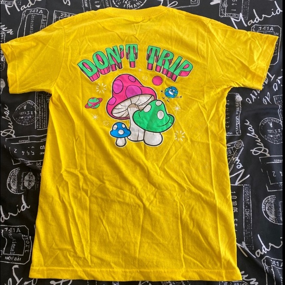 Yellow “Don’t Trip” Graphic Tee - Picture 1 of 3